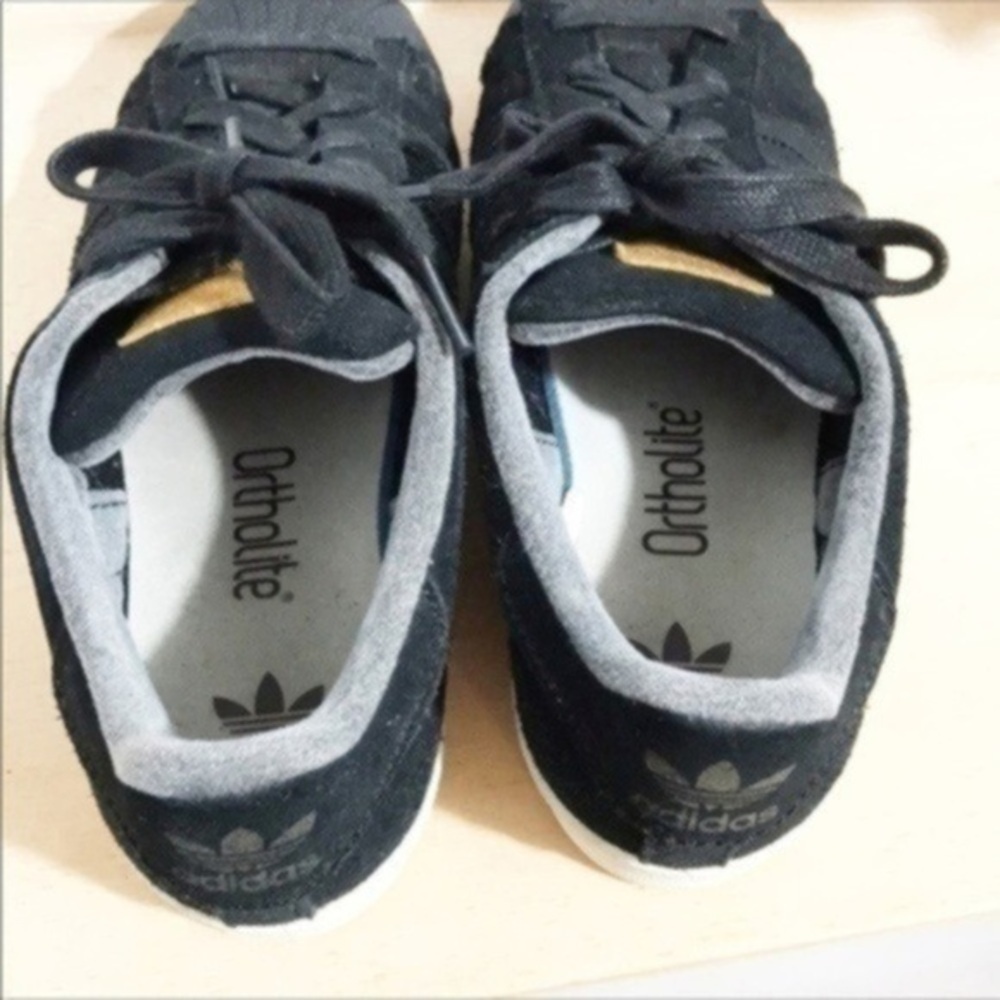 adidas women’s sneaker shoes size 5.5 - Picture 2 of 7